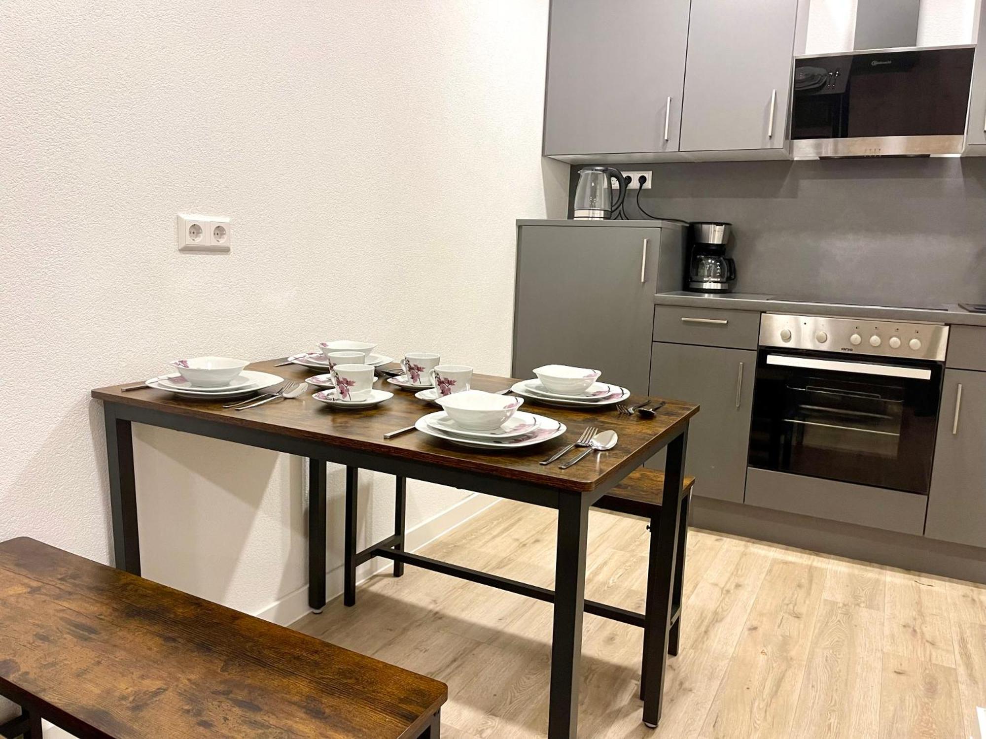 Neu Grosse Einzimmerwohnung Im Zentrum Goldstadt Pforzheim Schloessle Exterior foto